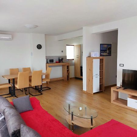 Apartmani Ivana Novi Novi Vinodolski Esterno foto
