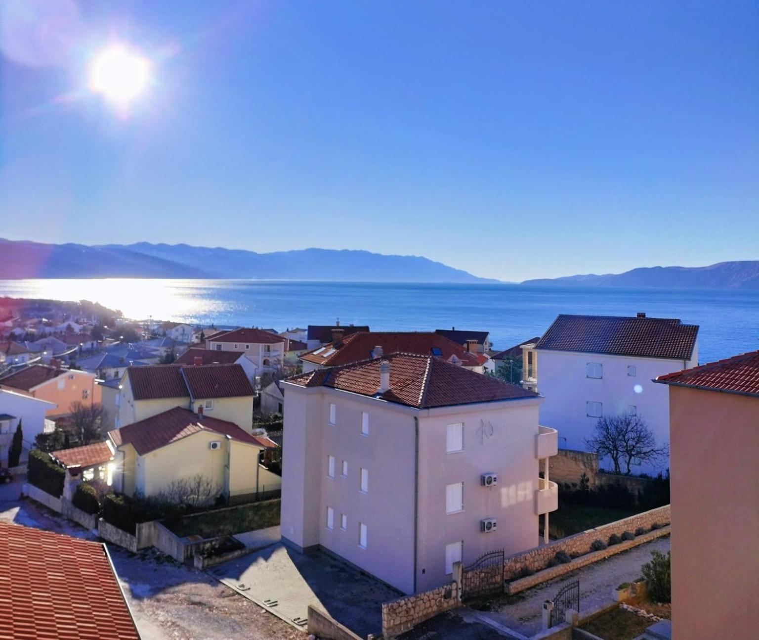 Apartmani Ivana Novi Novi Vinodolski Esterno foto