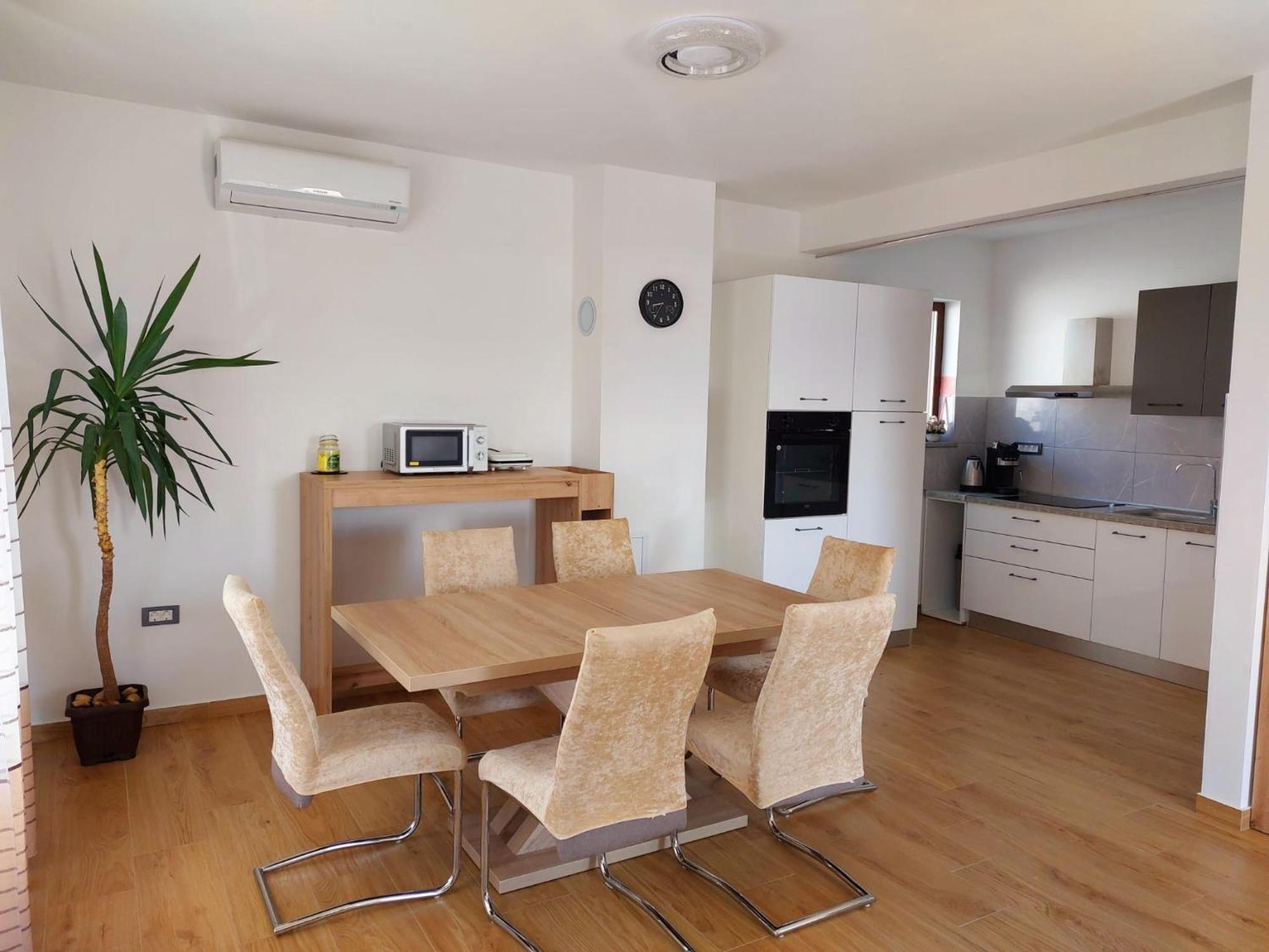Apartmani Ivana Novi Novi Vinodolski Esterno foto