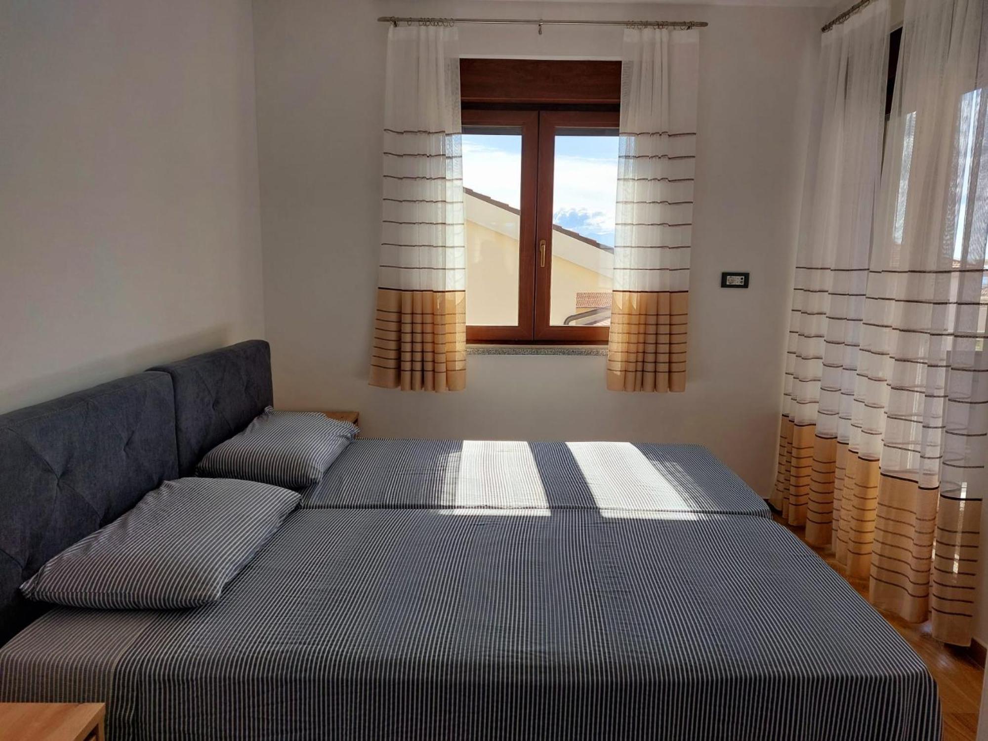 Apartmani Ivana Novi Novi Vinodolski Esterno foto