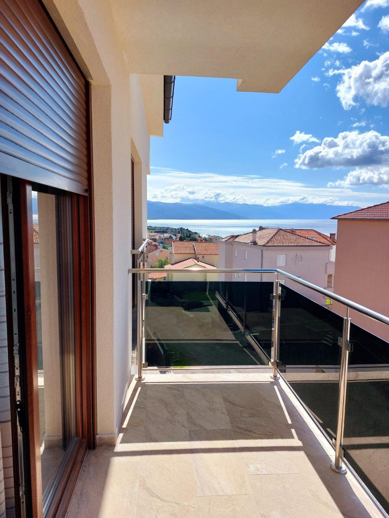 Apartmani Ivana Novi Novi Vinodolski Esterno foto